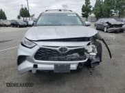 ✅ 2021 Toyota Highlander L • VIN: 5TDCZRAHXMS088053 • Lot: 80545785. Wystawiony na Copart z przebiegiem Nie podano. Bezpłatny archiwum sprzedaży aukcyjnych z USA i szczegółowy raport historii pojazdu na DreamBid. Zdjęcie 5.