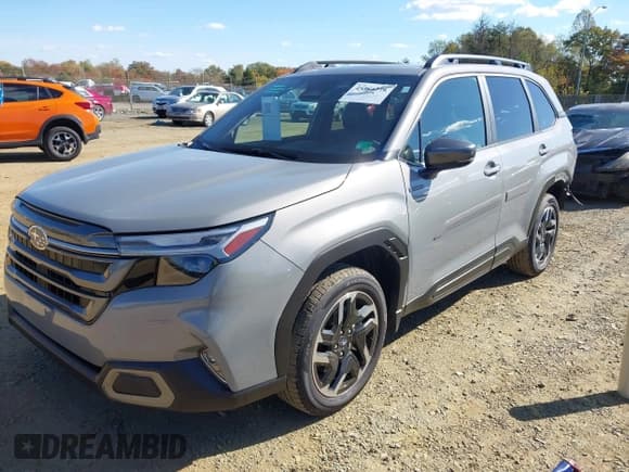✅ 2025 Subaru Forester Limited Hybrid • VIN: JF2SLSRD6SH421552 • Lot: 43580276. Wystawiony na IAAI z przebiegiem 2 017 mil. Bezpłatny archiwum sprzedaży aukcyjnych z USA i szczegółowy raport historii pojazdu na DreamBid. Zdjęcie 18.