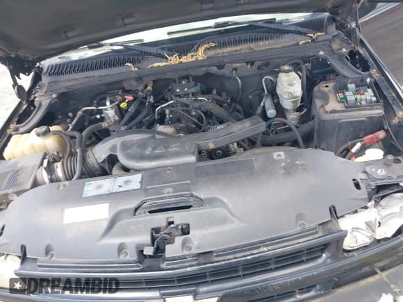 ✅ 2004 Chevrolet Suburban Z71 • VIN: 3GNFK16Z74G158523 • Лот: 42495502. Опубликован ранее на IAAI с пробегом 303 931 миль. Бесплатный доступ к архиву аукционных продаж из США и подробный отчёт об истории автомобиля на DreamBid. Изображение 10.