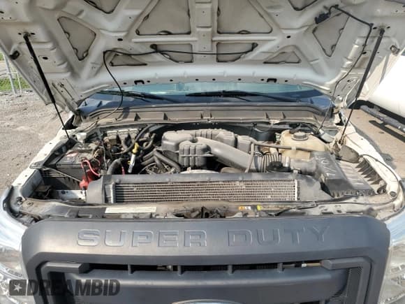 ✅ 2014 Ford F-350 XL • VIN: 1FT8W3D69EEA27130 • Lot: 67403984. Listed on Copart with 45,760 mi. Free auction sales archive from the USA and detailed vehicle history report at DreamBid. Image 11.