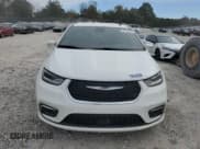 ✅ 2022 Chrysler Pacifica Touring • VIN: 2C4RC1FGXNR104839 • Lot: 89722585. Wystawiony na Copart z przebiegiem 304 039 mil. Bezpłatny archiwum sprzedaży aukcyjnych z USA i szczegółowy raport historii pojazdu na DreamBid. Zdjęcie 5.