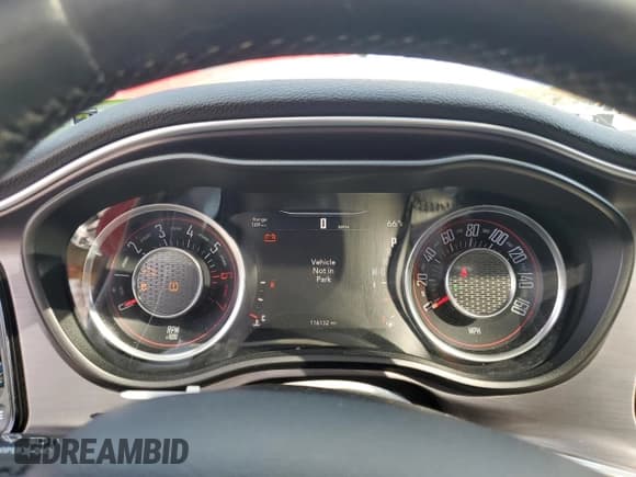 ✅ 2015 Dodge Challenger R/T • VIN: 2C3CDZAT2FH712081 • Lot: 89709385. Wystawiony na Copart z przebiegiem 116 132 mil. Bezpłatny archiwum sprzedaży aukcyjnych z USA i szczegółowy raport historii pojazdu na DreamBid. Zdjęcie 9.