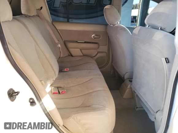 ✅ 2011 Nissan Versa S • VIN: 3N1BC1CP0BL405475 • Lot: 93047175. Wystawiony na Copart z przebiegiem 117 959 mil. Bezpłatny archiwum sprzedaży aukcyjnych z USA i szczegółowy raport historii pojazdu na DreamBid. Zdjęcie 10.