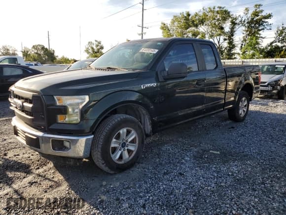 ✅ 2016 Ford F-150 XL • VIN: 1FTEX1C8XGFA51294 • Lot: 61220145. Listed on Copart with 245,174 mi. Free auction sales archive from the USA and detailed vehicle history report at DreamBid. Image 1.