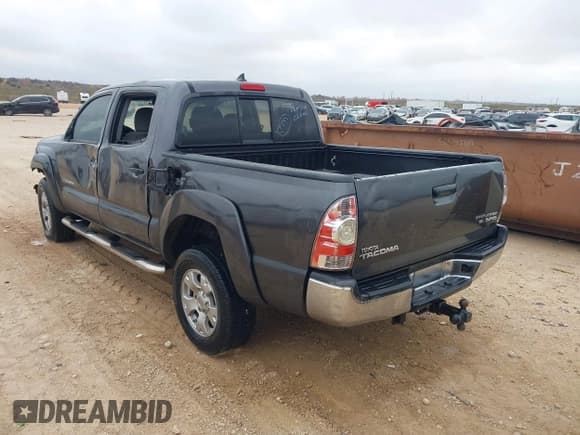 ✅ 2015 Toyota Tacoma PreRunner • VIN: 5TFJU4GNXFX064774 • Lot: 43769927. Listed on IAAI with 207,150 mi. Free auction sales archive from the USA and detailed vehicle history report at DreamBid. Image 3.