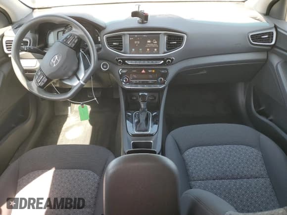 ✅ 2019 Hyundai Ioniq Blue • VIN: KMHC65LC4KU125489 • Lot: 51063565. Wystawiony na Copart z przebiegiem 105 045 mil. Bezpłatny archiwum sprzedaży aukcyjnych z USA i szczegółowy raport historii pojazdu na DreamBid. Zdjęcie 8.