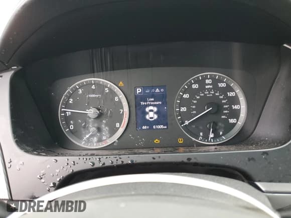 ✅ 2015 Hyundai Sonata Sport • VIN: 5NPE34AF7FH233599 • Lot: 90373835. Listed on Copart with 61,005 mi. Free auction sales archive from the USA and detailed vehicle history report at DreamBid. Image 9.