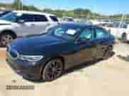2021 BMW 3 Series 330i с VIN 3MW5R1J03M8B73097, выставлен на аукционе IAAI как лот 43364582 с пробегом 27 936 миль миль и . История ставок и продаж доступна на DreamBid. Изображение 2.
