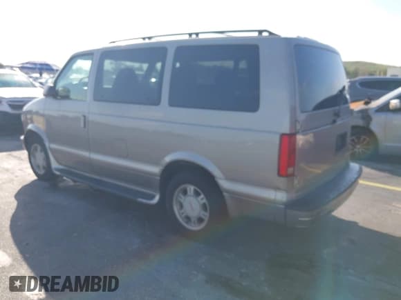 ✅ 2005 GMC Safari • VIN: 1GKDM19X45B509231 • Лот: 41612225. Опубликован ранее на IAAI с пробегом 156 318 миль. Бесплатный доступ к архиву аукционных продаж из США и подробный отчёт об истории автомобиля на DreamBid. Изображение 3.