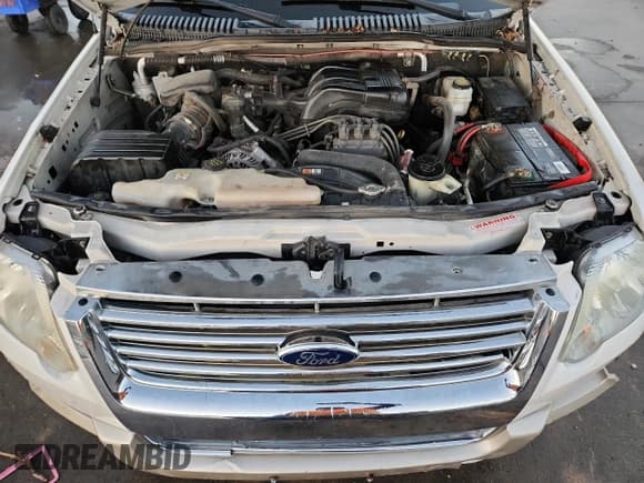 ✅ 2010 Ford Explorer Eddie Bauer • VIN: 1FMEU7EE5AUA35677 • Lot: 92729655. Wystawiony na Copart z przebiegiem 151 272 mil. Bezpłatny archiwum sprzedaży aukcyjnych z USA i szczegółowy raport historii pojazdu na DreamBid. Zdjęcie 11.