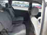 2005 Toyota Sienna LE z VIN 5TDZA23C65S279318, wystawiony jako IAAI lot #43482518 z przebiegiem 214 159 mil mil oraz . Historia ofert i sprzedaży dostępna na DreamBid. Obrazek 8.