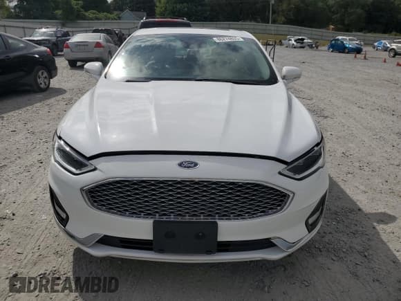 ✅ 2019 Ford Fusion Titanium • VIN: 3FA6P0D90KR152819 • Лот: 86274805. Опубликован ранее на Copart с пробегом 151 417 миль. Бесплатный доступ к архиву аукционных продаж из США и подробный отчёт об истории автомобиля на DreamBid. Изображение 5.