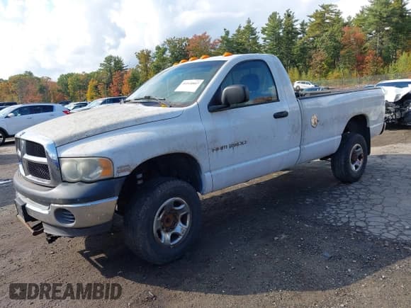✅ 2005 Dodge 2500 ST • VIN: 3D7KS26D05G815316 • Lot: 40518807. Wystawiony na IAAI z przebiegiem 80 295 mil. Bezpłatny archiwum sprzedaży aukcyjnych z USA i szczegółowy raport historii pojazdu na DreamBid. Zdjęcie 23.