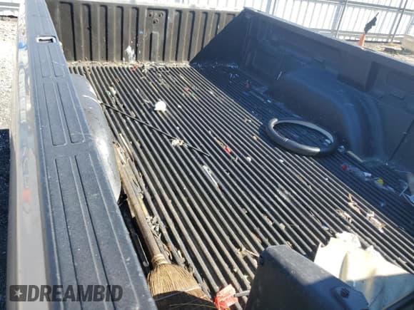 ✅ 2004 Chevrolet Silverado 1500 LS • VIN: 1GCEK14T74E177468 • Лот: 72660584. Опубликован ранее на Copart с пробегом Не указан. Бесплатный доступ к архиву аукционных продаж из США и подробный отчёт об истории автомобиля на DreamBid. Изображение 10.