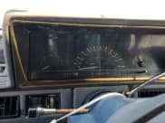 ✅ 1996 Oldsmobile Cutlass Ciera 1SA VX5 • VIN: 1G3AJ55M3T6326130 • Lot: 73877264. Wystawiony na Copart z przebiegiem 74 073 mil. Bezpłatny archiwum sprzedaży aukcyjnych z USA i szczegółowy raport historii pojazdu na DreamBid. Zdjęcie 9.