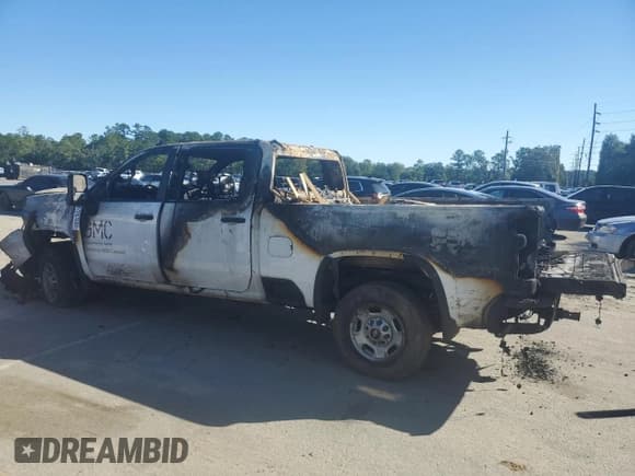 ✅ 2025 Chevrolet Silverado 2500HD • VIN: 2GC4KLE78S1119229 • Lot: 87263005. Wystawiony na Copart z przebiegiem Nie podano. Bezpłatny archiwum sprzedaży aukcyjnych z USA i szczegółowy raport historii pojazdu na DreamBid. Zdjęcie 2.