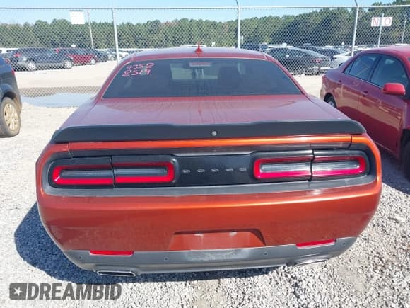 ✅ 2020 Dodge Challenger GT • VIN: 2C3CDZJG7LH181829 • Лот: 43522519. Опубликован ранее на IAAI с пробегом 103 644 миль. Бесплатный доступ к архиву аукционных продаж из США и подробный отчёт об истории автомобиля на DreamBid. Изображение 6.