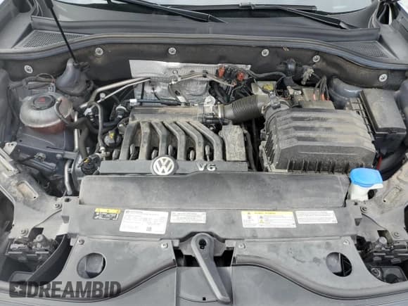 ✅ 2022 Volkswagen Atlas SEL R-Line • VIN: 1V2SE2CA7NC212280 • Lot: 73205434. Wystawiony na Copart z przebiegiem 64 055 mil. Bezpłatny archiwum sprzedaży aukcyjnych z USA i szczegółowy raport historii pojazdu na DreamBid. Zdjęcie 14.