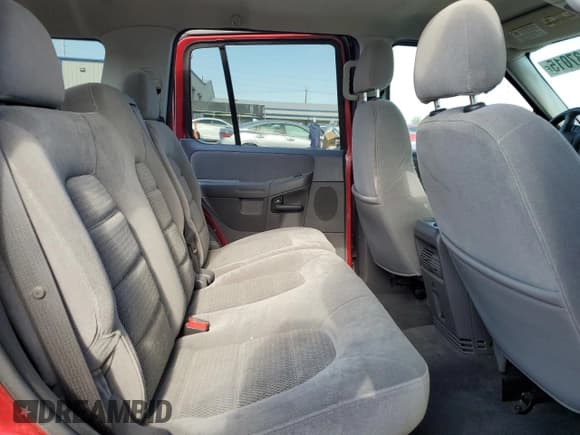 ✅ 2005 Ford Explorer XLT • VIN: 1FMZU63K55UA19375 • Лот: 69837015. Опубликован ранее на Copart с пробегом 159 528 миль. Бесплатный доступ к архиву аукционных продаж из США и подробный отчёт об истории автомобиля на DreamBid. Изображение 10.