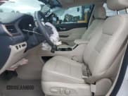 ✅ 2023 GMC Acadia Denali • VIN: 1GKKNPLS3PZ160805 • Lot: 71171615. Wystawiony na Copart z przebiegiem 18 725 mil. Bezpłatny archiwum sprzedaży aukcyjnych z USA i szczegółowy raport historii pojazdu na DreamBid. Zdjęcie 7.