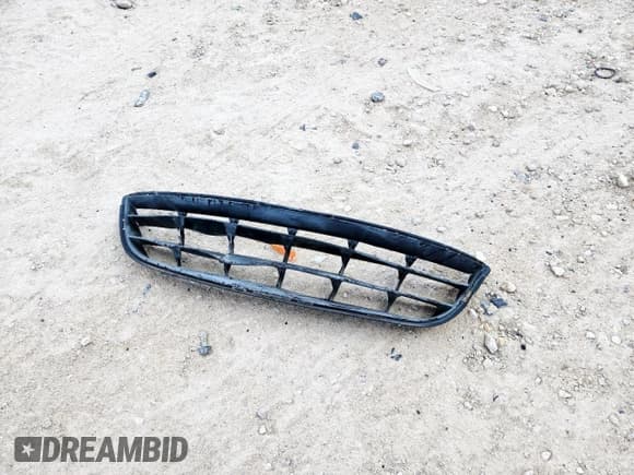 ✅ 2010 Volkswagen Routan SE • VIN: 2V4RW3D18AR395441 • Lot: 71494885. Listed on Copart with 154,930 mi. Free auction sales archive from the USA and detailed vehicle history report at DreamBid. Image 13.