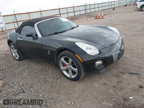 ✅ 2008 Pontiac Solstice • VIN: 1G2MC35B18Y123425 • Lot: 43067101. Wystawiony na IAAI z przebiegiem 105 395 mil. Bezpłatny archiwum sprzedaży aukcyjnych z USA i szczegółowy raport historii pojazdu na DreamBid. Zdjęcie 1.