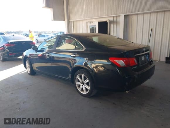 ✅ 2008 Lexus ES 330 • VIN: JTHBJ46G482171818 • Lot: 43739390. Wystawiony na IAAI z przebiegiem 174 857 mil. Bezpłatny archiwum sprzedaży aukcyjnych z USA i szczegółowy raport historii pojazdu na DreamBid. Zdjęcie 3.