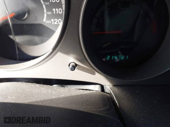 2010 Dodge Avenger SXT with VIN 1B3CC4FB2AN101552, listed as a IAAI auction lot 43498881 with 214,721 mi miles and . Bid and sale history available at DreamBid. Image 7.