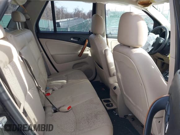 ✅ 2007 Saturn VUE V6 • VIN: 5GZCZ63427S821554 • Lot: 41285509. Wystawiony na IAAI z przebiegiem 77 740 mil. Bezpłatny archiwum sprzedaży aukcyjnych z USA i szczegółowy raport historii pojazdu na DreamBid. Zdjęcie 8.