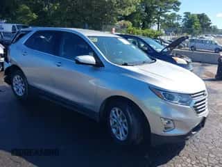 2020 Chevrolet Equinox LT z VIN 3GNAXKEV7LS598821, wystawiony jako IAAI lot #43088697 z przebiegiem 49 107 mil mil oraz . Historia ofert i sprzedaży dostępna na DreamBid. Obrazek 1.