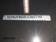 ✅ 2020 Jeep Grand Cherokee Limited • VIN: 1C4RJFBG8LC302740 • Лот: 42032242. Опубликован ранее на IAAI с пробегом 46 553 миль. Бесплатный доступ к архиву аукционных продаж из США и подробный отчёт об истории автомобиля на DreamBid. Изображение 18.