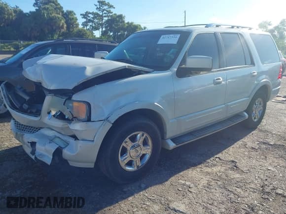 ✅ 2006 Ford Expedition Limited • VIN: 1FMFU20576LA98467 • Lot: 42747334. Listed on IAAI with 264,712 mi. Free auction sales archive from the USA and detailed vehicle history report at DreamBid. Image 2.