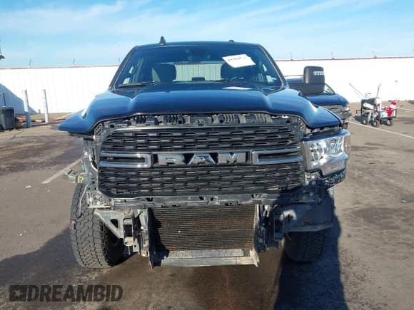 ✅ 2024 Ram 2500 Big Horn • VIN: 3C6UR5DL1RG101041 • Lot: 43784847. Listed on IAAI with 56,674 mi. Free auction sales archive from the USA and detailed vehicle history report at DreamBid. Image 13.