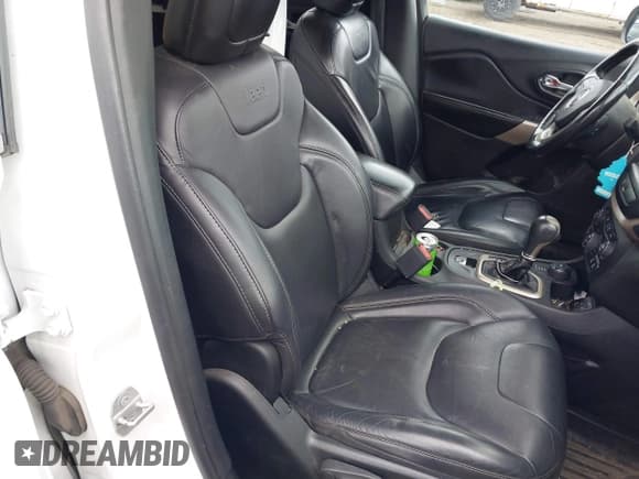 ✅ 2018 Jeep Cherokee Limited • VIN: 1C4PJMDX4JD578560 • Лот: 42242623. Опубликован ранее на IAAI с пробегом 173 535 миль. Бесплатный доступ к архиву аукционных продаж из США и подробный отчёт об истории автомобиля на DreamBid. Изображение 5.