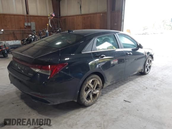 ✅ 2023 Hyundai Elantra Limited • VIN: KMHLN4AJ4PU046426 • Lot: 43323375. Listed on IAAI with 104,447 mi. Free auction sales archive from the USA and detailed vehicle history report at DreamBid. Image 4.