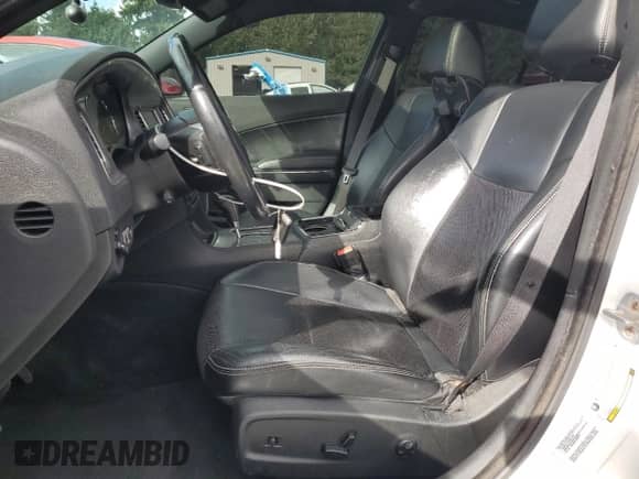 ✅ 2013 Dodge Charger RT • VIN: 2C3CDXDT5DH671233 • Lot: 84476855. Wystawiony na Copart z przebiegiem 160 855 mil. Bezpłatny archiwum sprzedaży aukcyjnych z USA i szczegółowy raport historii pojazdu na DreamBid. Zdjęcie 7.