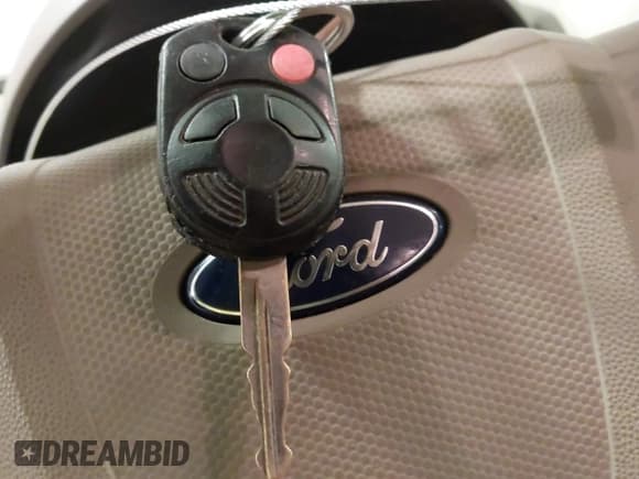 ✅ 2011 Ford Escape Hybrid • VIN: 1FMCU4K39BKB98189 • Lot: 41861185. Wystawiony na IAAI z przebiegiem 177 042 mil. Bezpłatny archiwum sprzedaży aukcyjnych z USA i szczegółowy raport historii pojazdu na DreamBid. Zdjęcie 11.