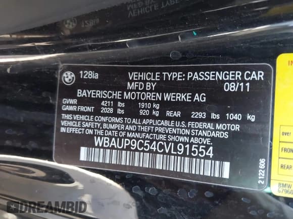 ✅ 2012 BMW 1 Series 128i • VIN: WBAUP9C54CVL91554 • Lot: 41960036. Wystawiony na IAAI z przebiegiem 111 434 mil. Bezpłatny archiwum sprzedaży aukcyjnych z USA i szczegółowy raport historii pojazdu na DreamBid. Zdjęcie 9.