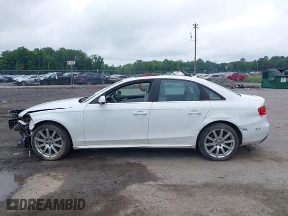 ✅ 2012 Audi A4 Premium Plus • VIN: WAUFFAFL1CN017085 • Lot: 42606444. Listed on IAAI with 132,925 mi. Free auction sales archive from the USA and detailed vehicle history report at DreamBid. Image 13.
