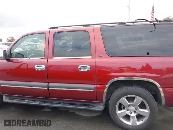 ✅ 2003 Chevrolet Suburban LT • VIN: 1GNEC16Z93J123780 • Лот: 41462005. Опубликован ранее на IAAI с пробегом 162 498 миль. Бесплатный доступ к архиву аукционных продаж из США и подробный отчёт об истории автомобиля на DreamBid. Изображение 14.