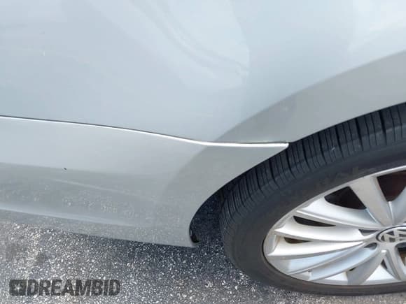 ✅ 2011 Volkswagen Jetta SEL • VIN: 3VWLX7AJ1BM352557 • Лот: 42569321. Опубликован ранее на IAAI с пробегом 130 321 миль. Бесплатный доступ к архиву аукционных продаж из США и подробный отчёт об истории автомобиля на DreamBid. Изображение 13.