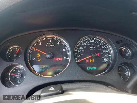 ✅ 2009 Chevrolet Suburban LTZ • VIN: 1GNFK36389R197524 • Lot: 70684524. Wystawiony na Copart z przebiegiem 182 380 mil. Bezpłatny archiwum sprzedaży aukcyjnych z USA i szczegółowy raport historii pojazdu na DreamBid. Zdjęcie 9.