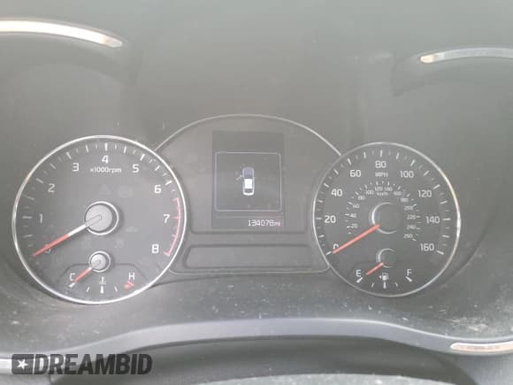 ✅ 2018 Kia Forte LX • VIN: 3KPFL4A74JE256770 • Лот: 90472785. Опубликован ранее на Copart с пробегом 134 078 миль. Бесплатный доступ к архиву аукционных продаж из США и подробный отчёт об истории автомобиля на DreamBid. Изображение 9.