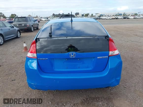 ✅ 2011 Honda Insight • VIN: JHMZE2H33BS008053 • Lot: 42054784. Wystawiony na IAAI z przebiegiem 184 994 mil. Bezpłatny archiwum sprzedaży aukcyjnych z USA i szczegółowy raport historii pojazdu na DreamBid. Zdjęcie 17.