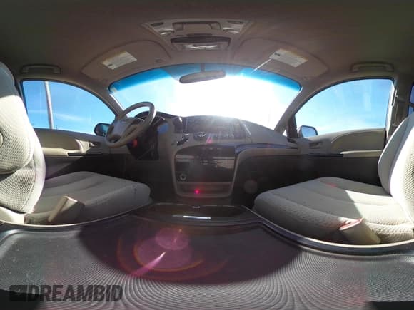 ✅ 2014 Toyota Sienna LE • VIN: 5TDKK3DC9ES510442 • Lot: 43649061. Listed on IAAI with 139,247 mi. Free auction sales archive from the USA and detailed vehicle history report at DreamBid. Image 18.