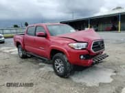 ✅ 2018 Toyota Tacoma SR5 • VIN: 3TMAZ5CN9JM066771 • Lot: 82457025. Wystawiony na Copart z przebiegiem 30 613 mil. Bezpłatny archiwum sprzedaży aukcyjnych z USA i szczegółowy raport historii pojazdu na DreamBid. Zdjęcie 13.