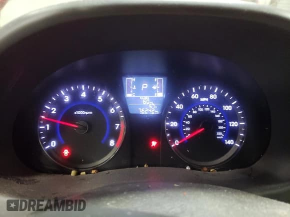 ✅ 2017 Hyundai Accent SE • VIN: KMHCT4AE4HU315244 • Лот: 74600864. Опубликован ранее на Copart с пробегом 76 242 миль. Бесплатный доступ к архиву аукционных продаж из США и подробный отчёт об истории автомобиля на DreamBid. Изображение 9.