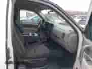 ✅ 2013 Chevrolet Silverado 2500HD Work Truck • VIN: 1GC2KVCG8DZ253237 • Lot: 41149947. Wystawiony na IAAI z przebiegiem 326 965 mil. Bezpłatny archiwum sprzedaży aukcyjnych z USA i szczegółowy raport historii pojazdu na DreamBid. Zdjęcie 5.