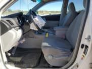 ✅ 2012 Toyota Highlander • VIN: 5TDZA3EH4CS026199 • Lot: 90617795. Listed on Copart with 124,714 mi. Free auction sales archive from the USA and detailed vehicle history report at DreamBid. Image 7.