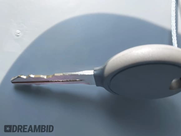 ✅ 2006 Jeep Commander • VIN: 1J8HH48N36C106817 • Lot: 42867643. Listed on IAAI with 177,849 mi. Free auction sales archive from the USA and detailed vehicle history report at DreamBid. Image 11.